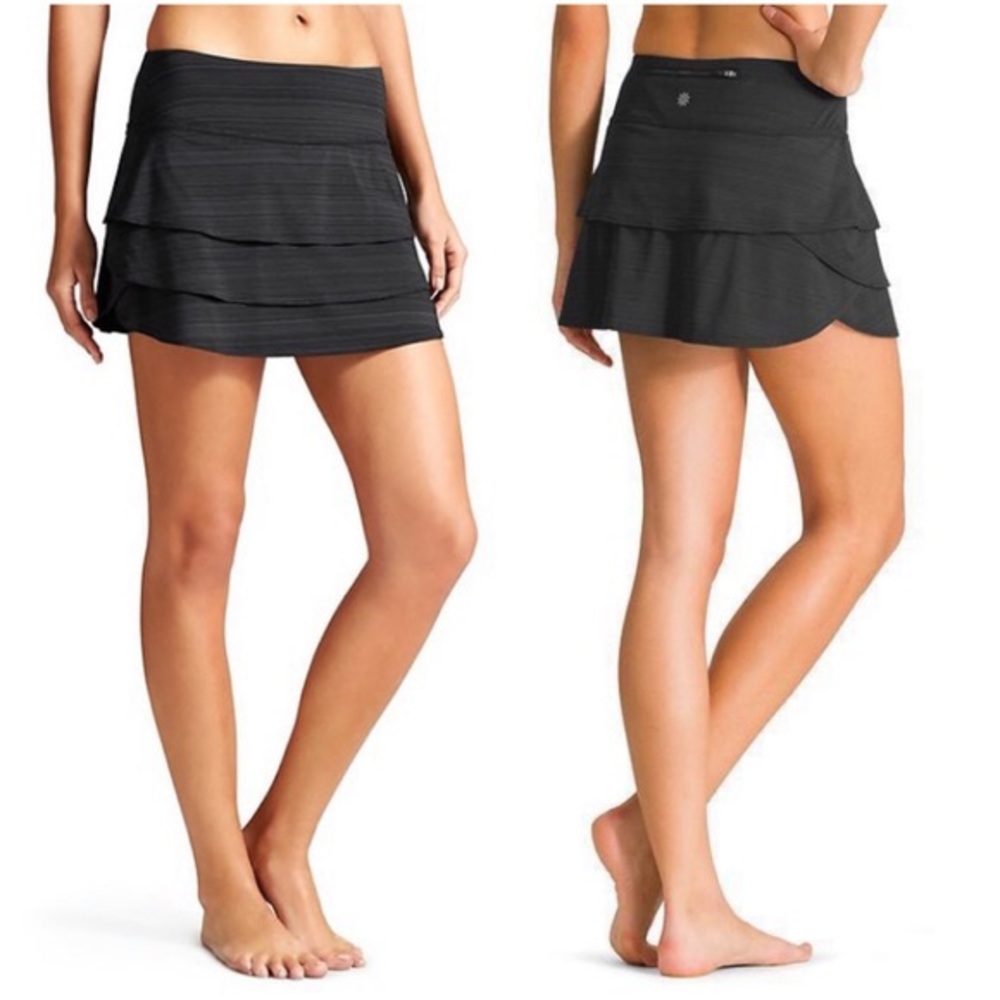 Athleta Black Swagger skort size medium